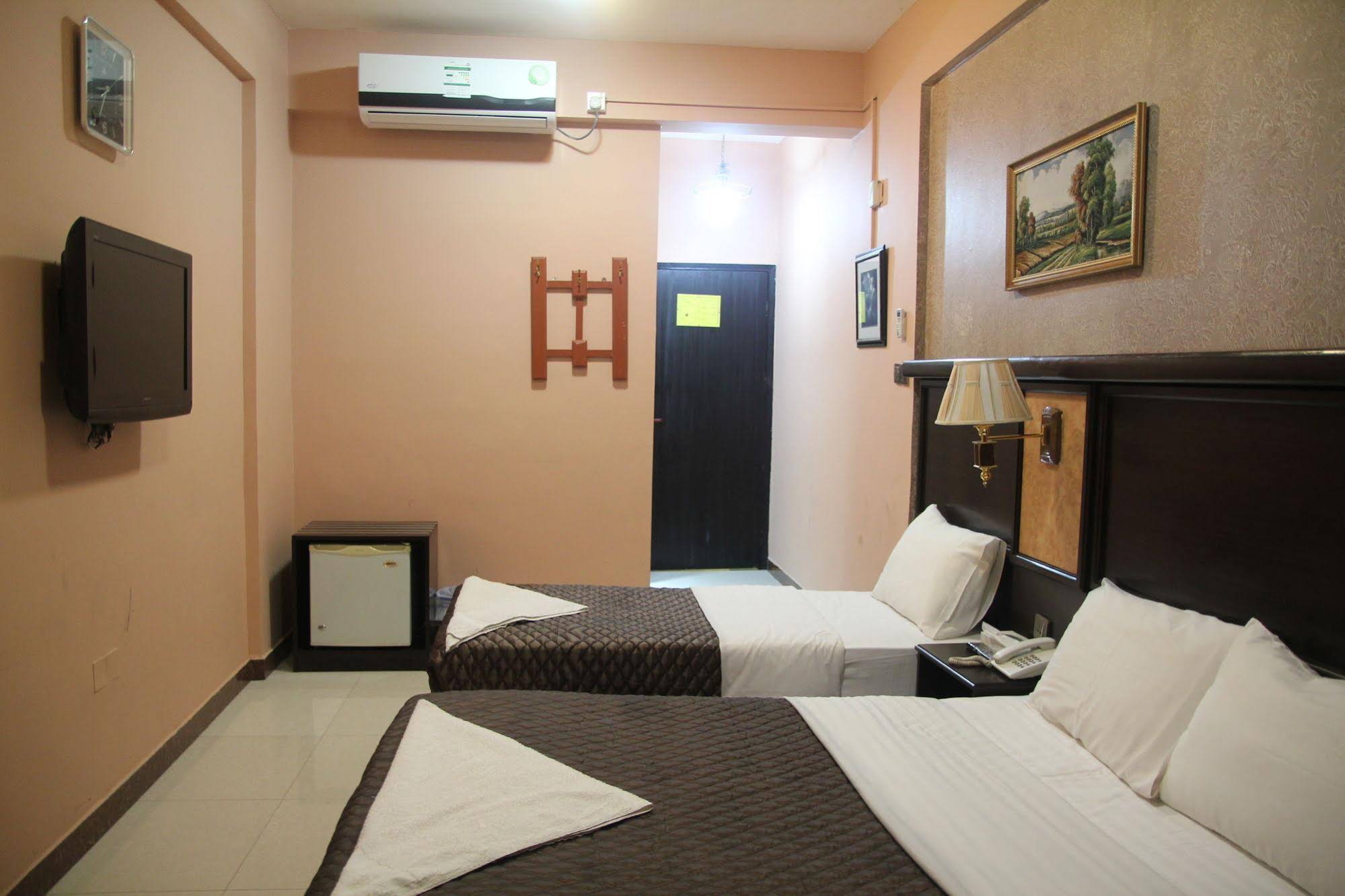 Rahab Hotel by OYO Rooms