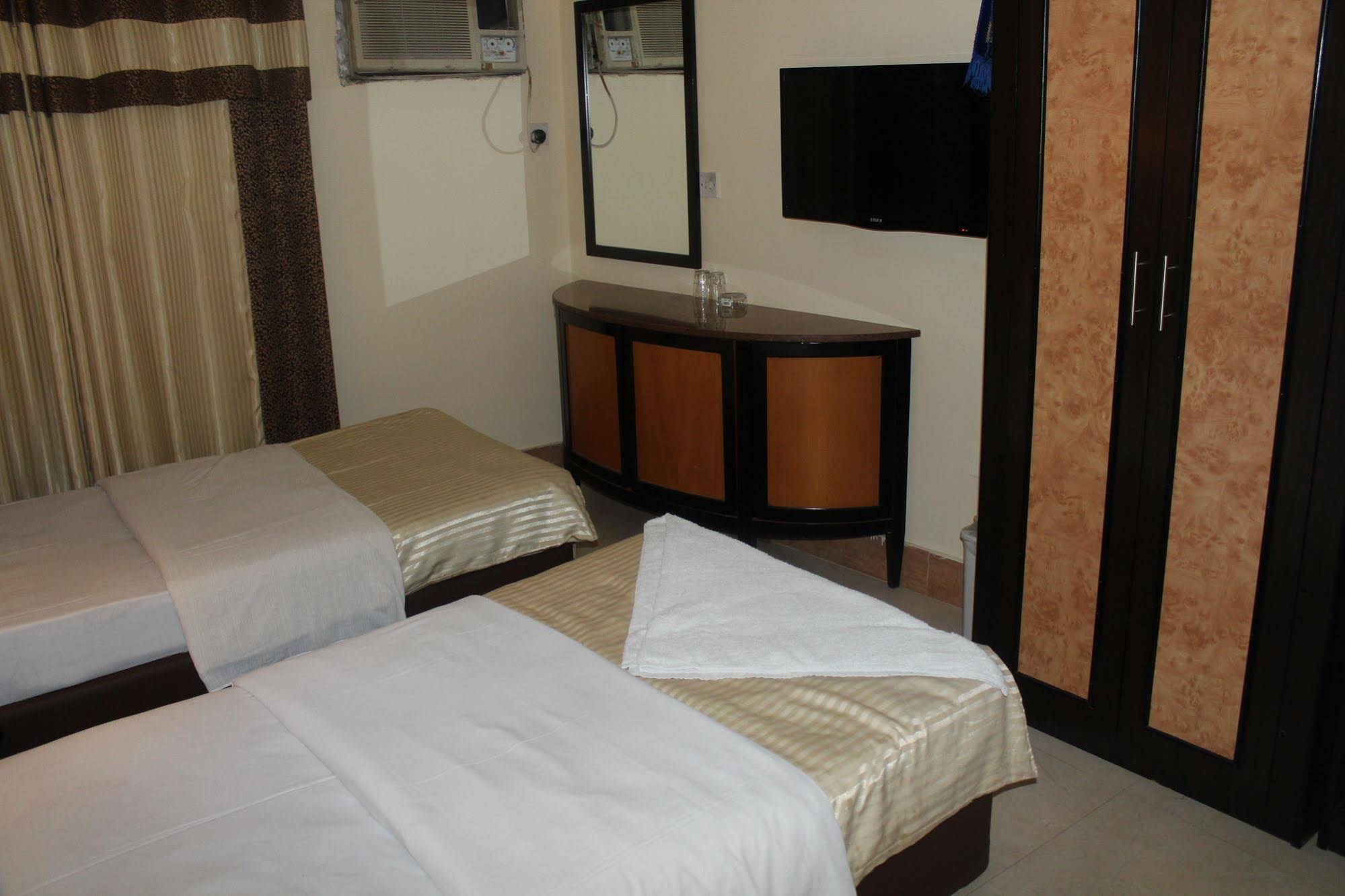Rahab Hotel by OYO Rooms