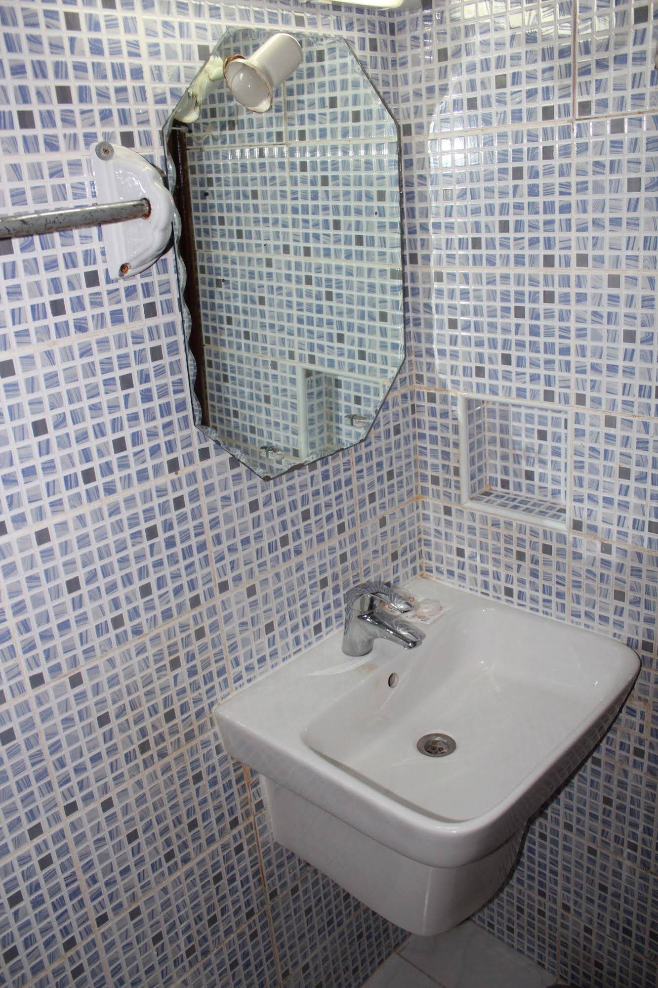 Rahab Hotel by OYO Rooms