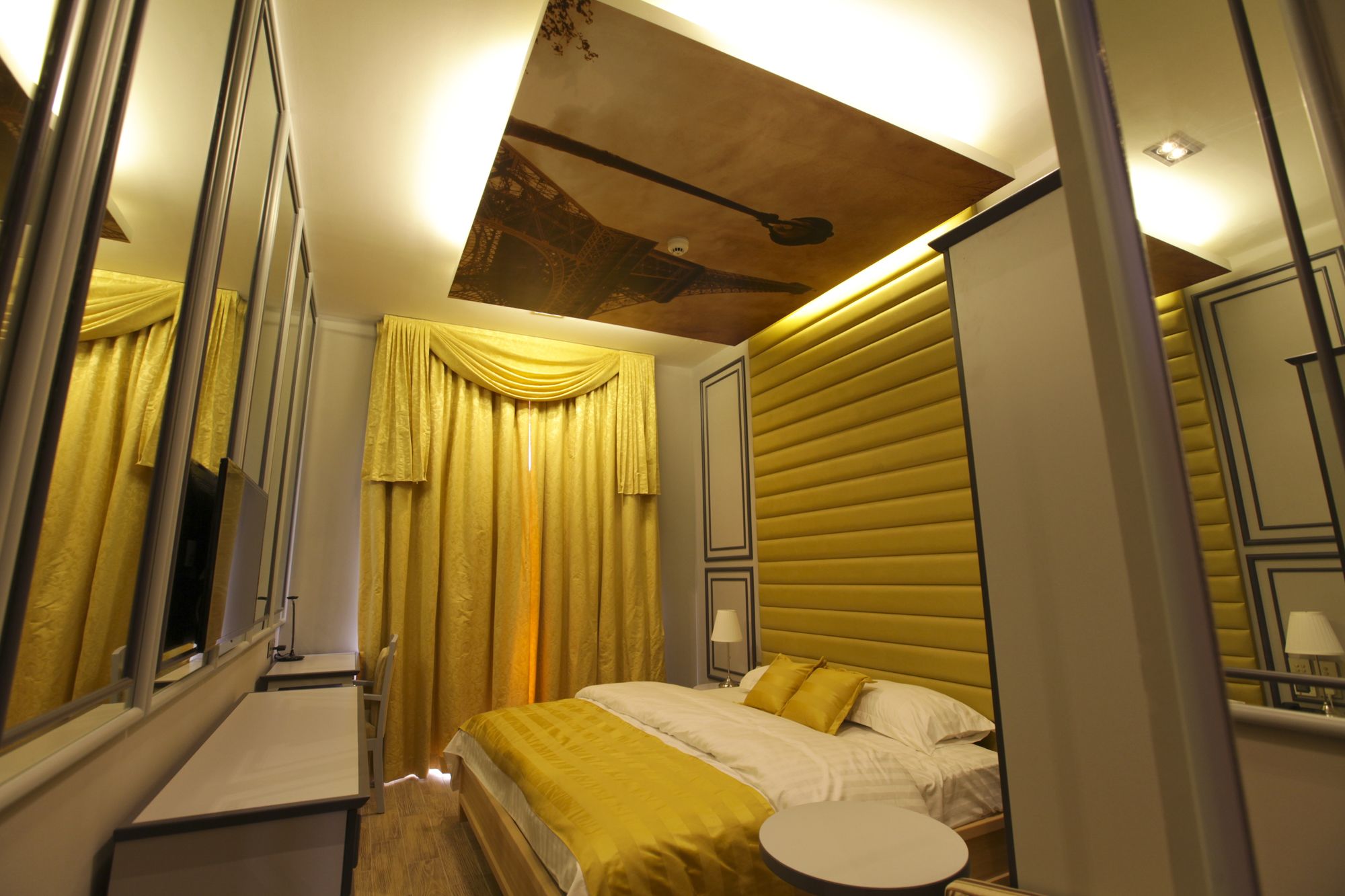 Palette Royal Reflections Hotel and Spa Dubai