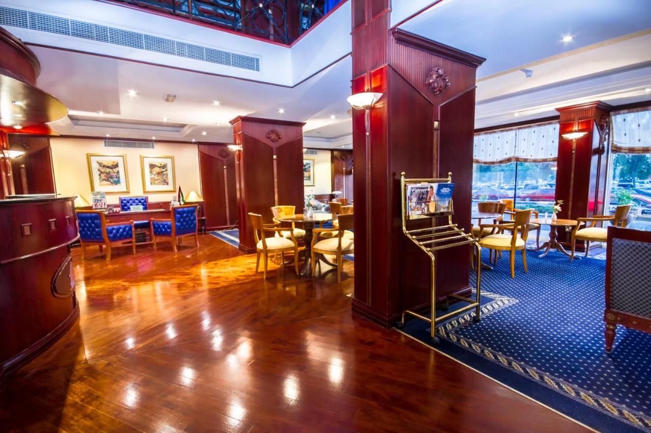 Riviera Hotel