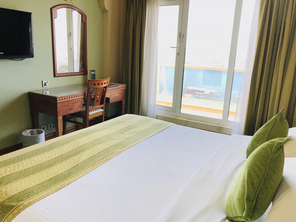 Riviera Hotel