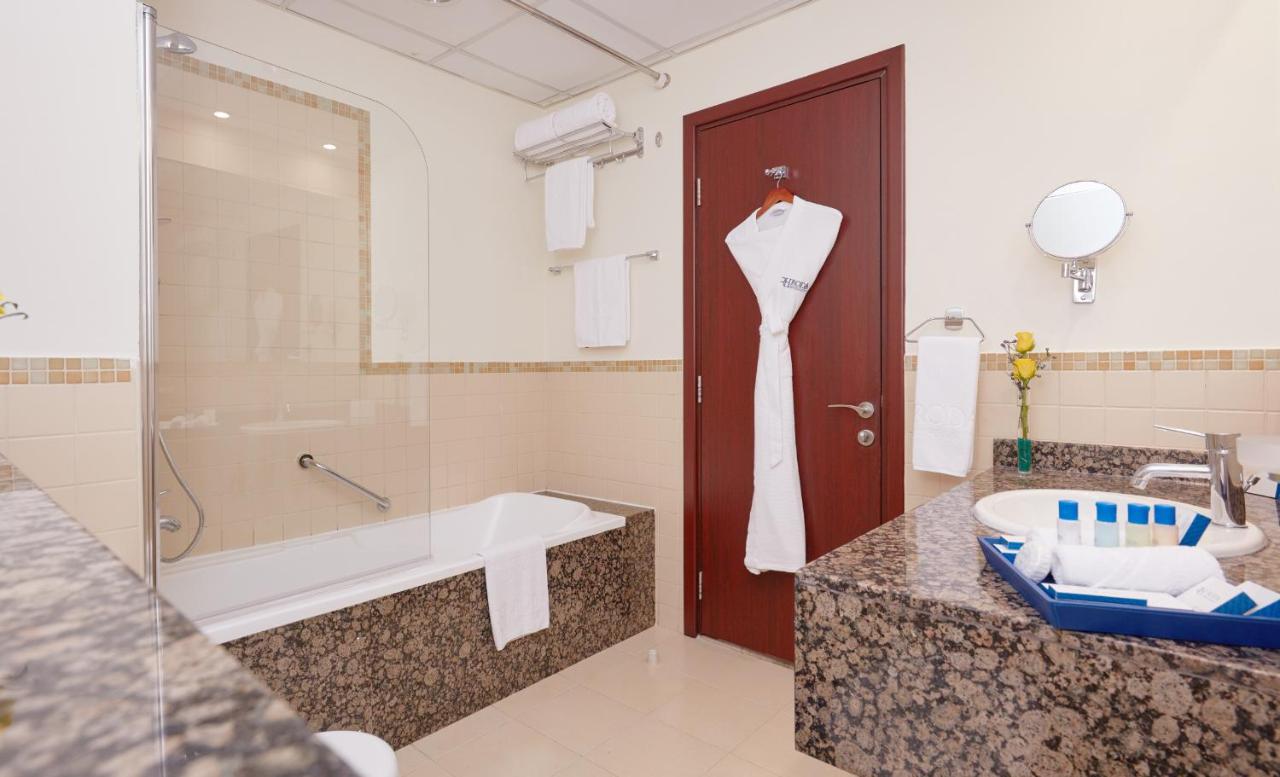 Roda Amwaj Suites
