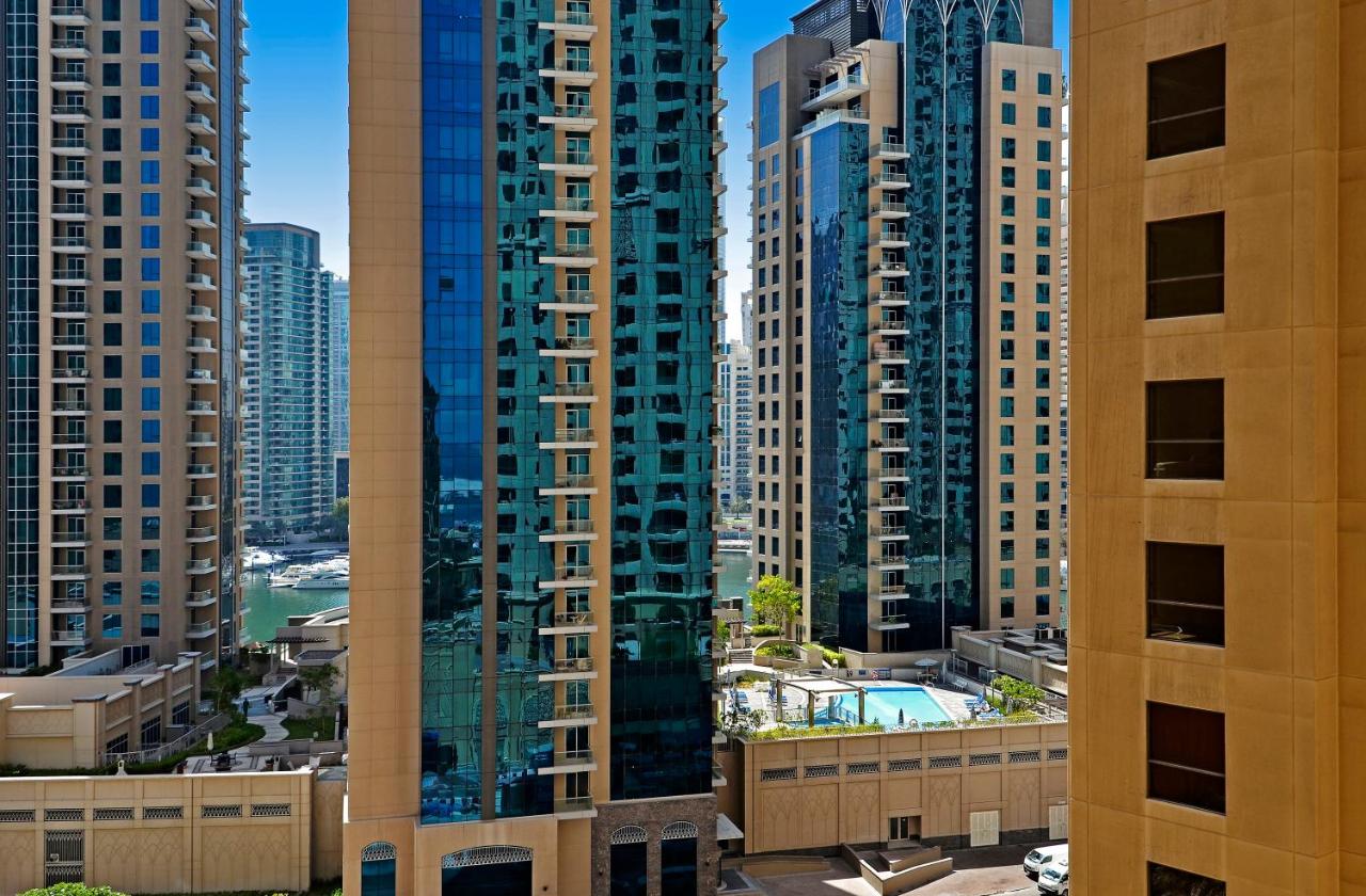 Roda Amwaj Suites