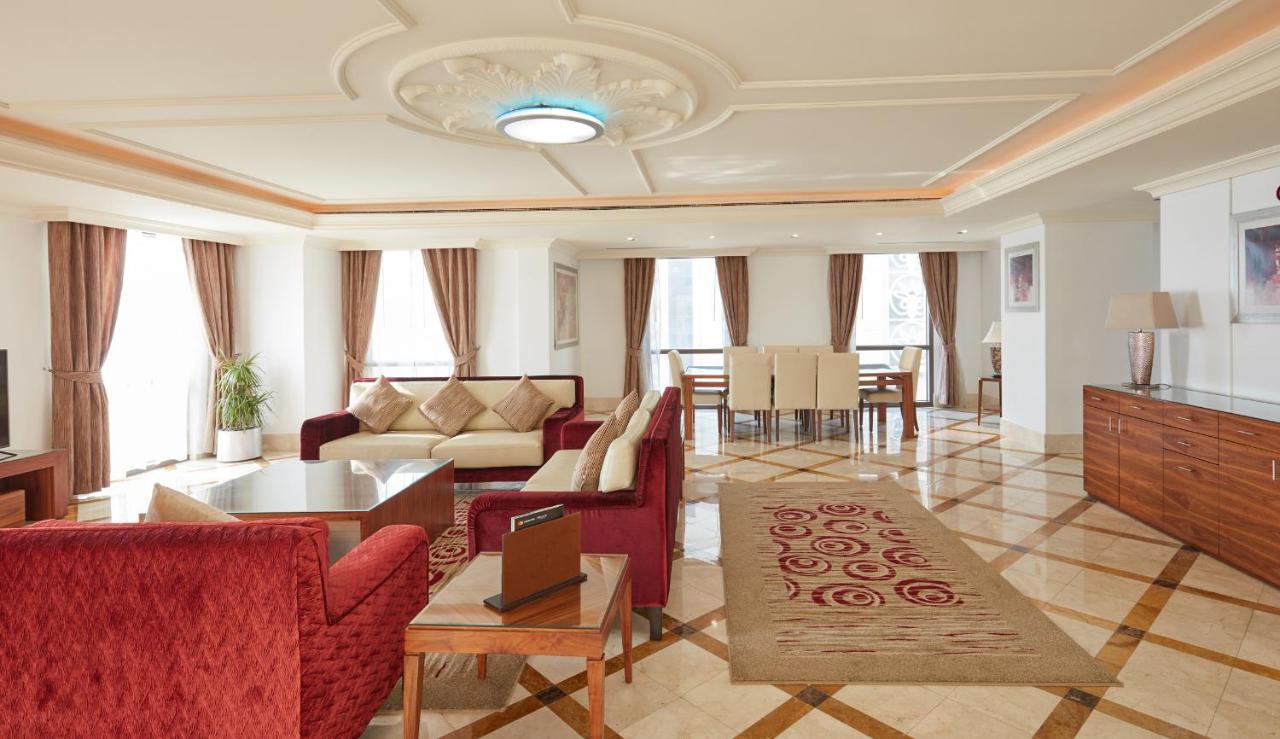 Roda Amwaj Suites