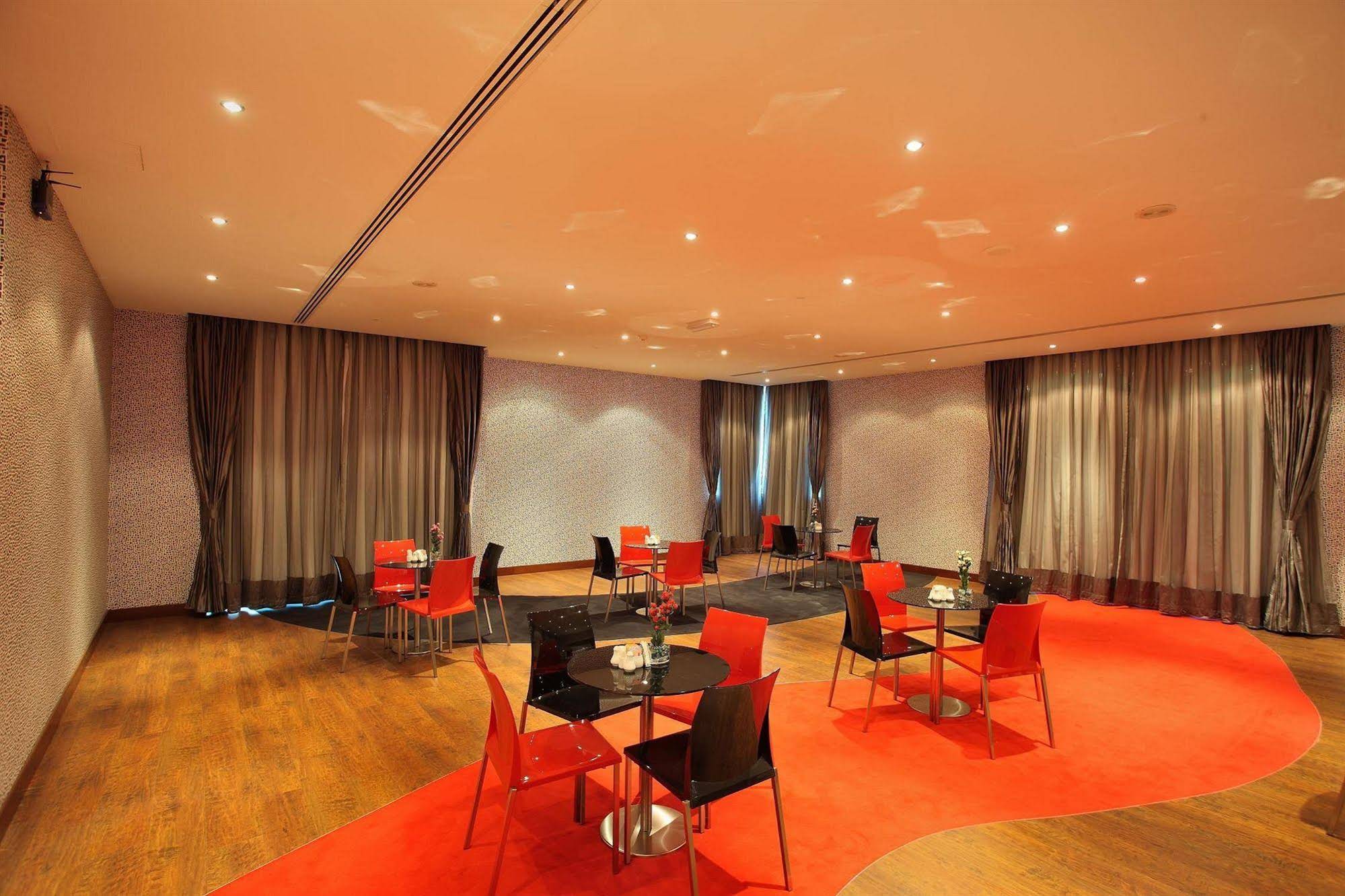 Royal Ascot Hotel Apartment