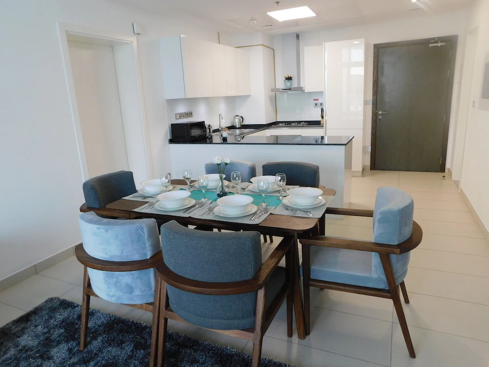 Royal Bay by Azizi by Luton Vacation Homes