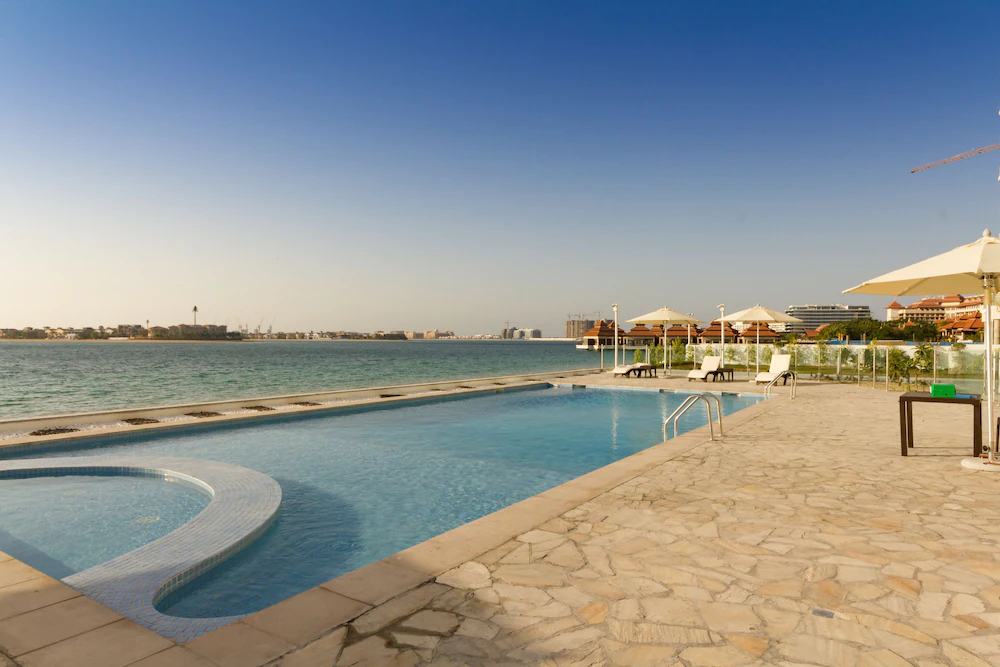 Royal Bay by Azizi by Luton Vacation Homes