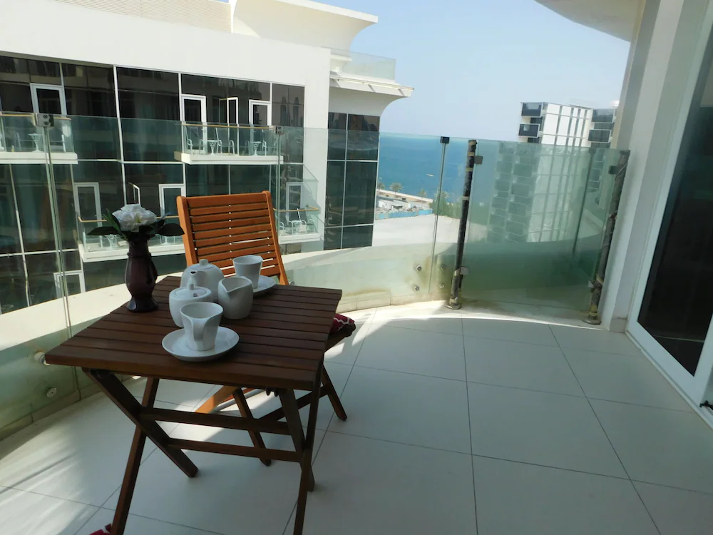 Royal Bay by Azizi by Luton Vacation Homes