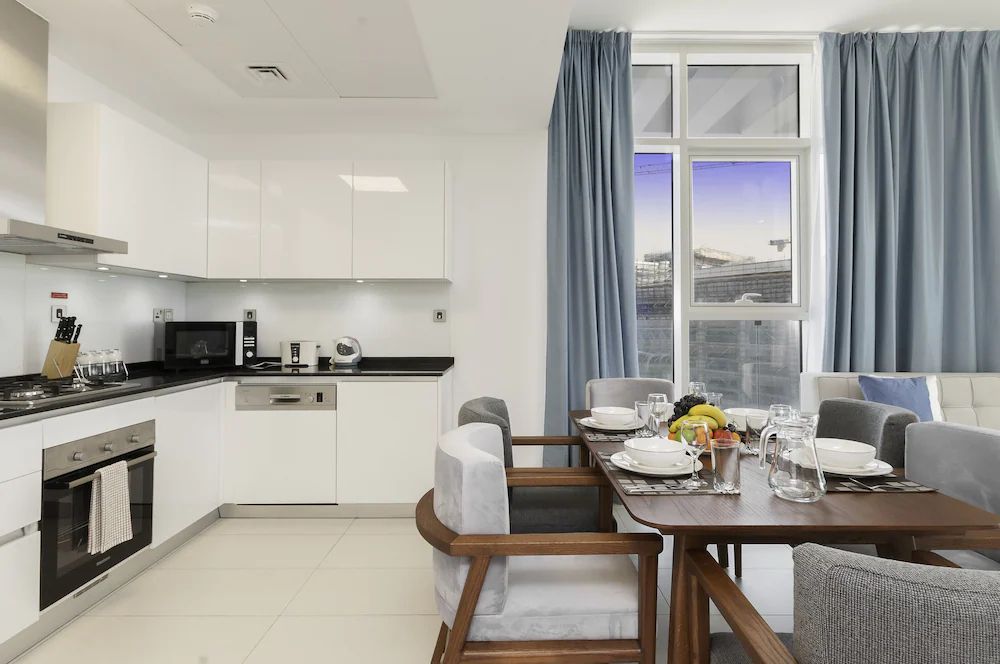 Royal Bay by Azizi by Luton Vacation Homes
