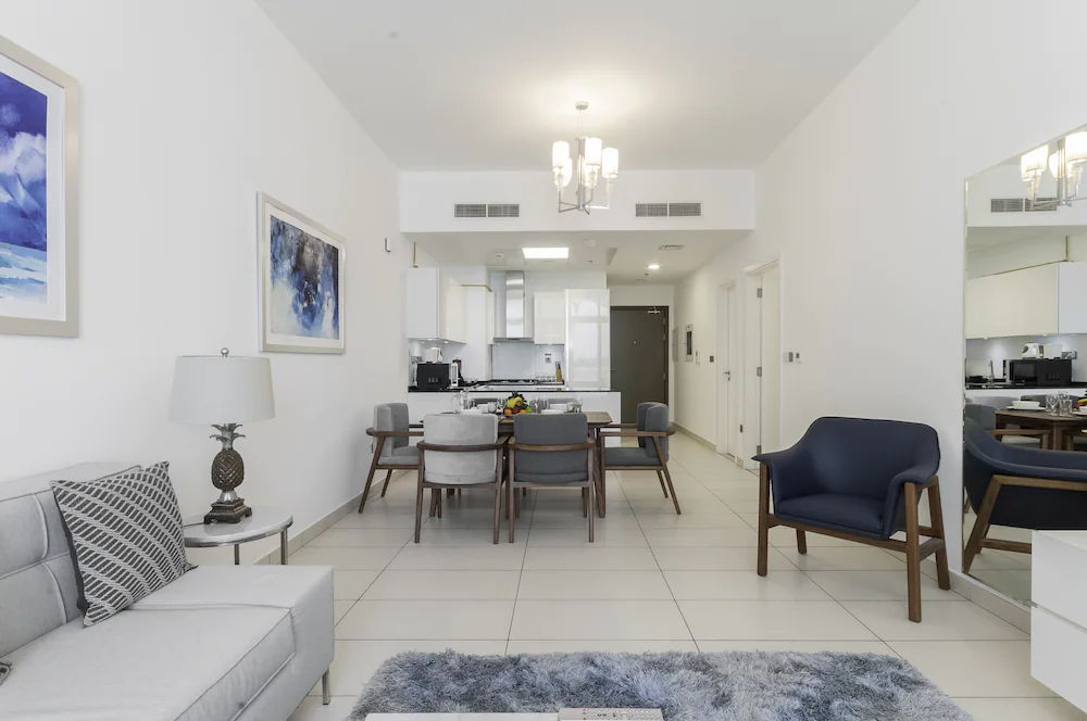 Royal Bay by Azizi by Luton Vacation Homes