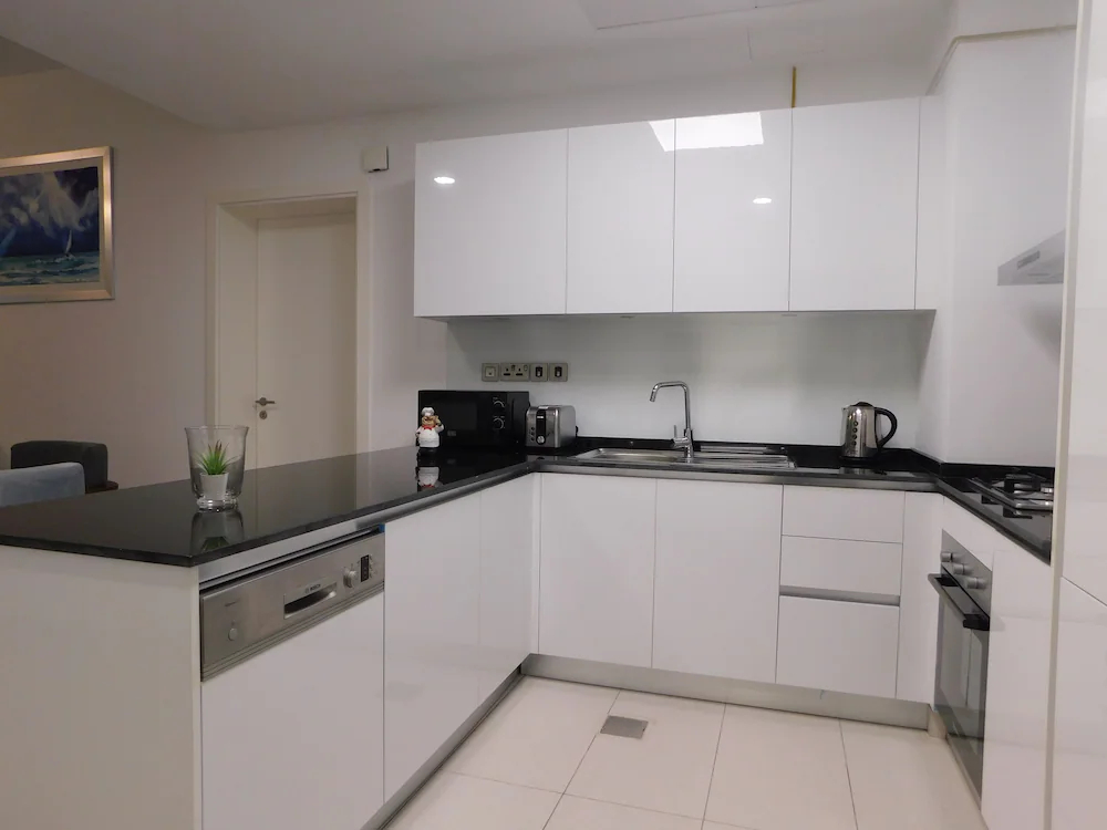 Royal Bay by Azizi by Luton Vacation Homes