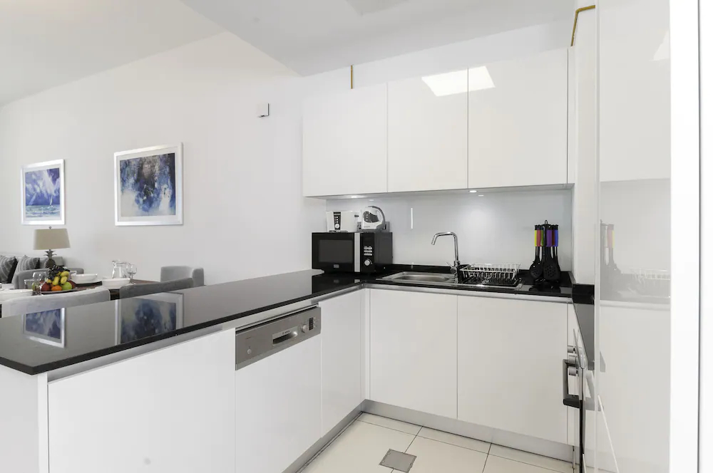 Royal Bay by Azizi by Luton Vacation Homes