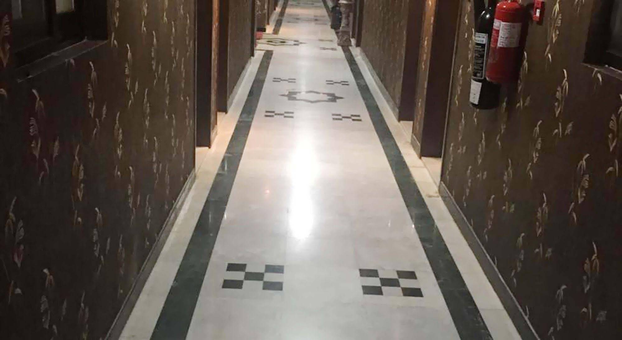 Royal Garden Hotel