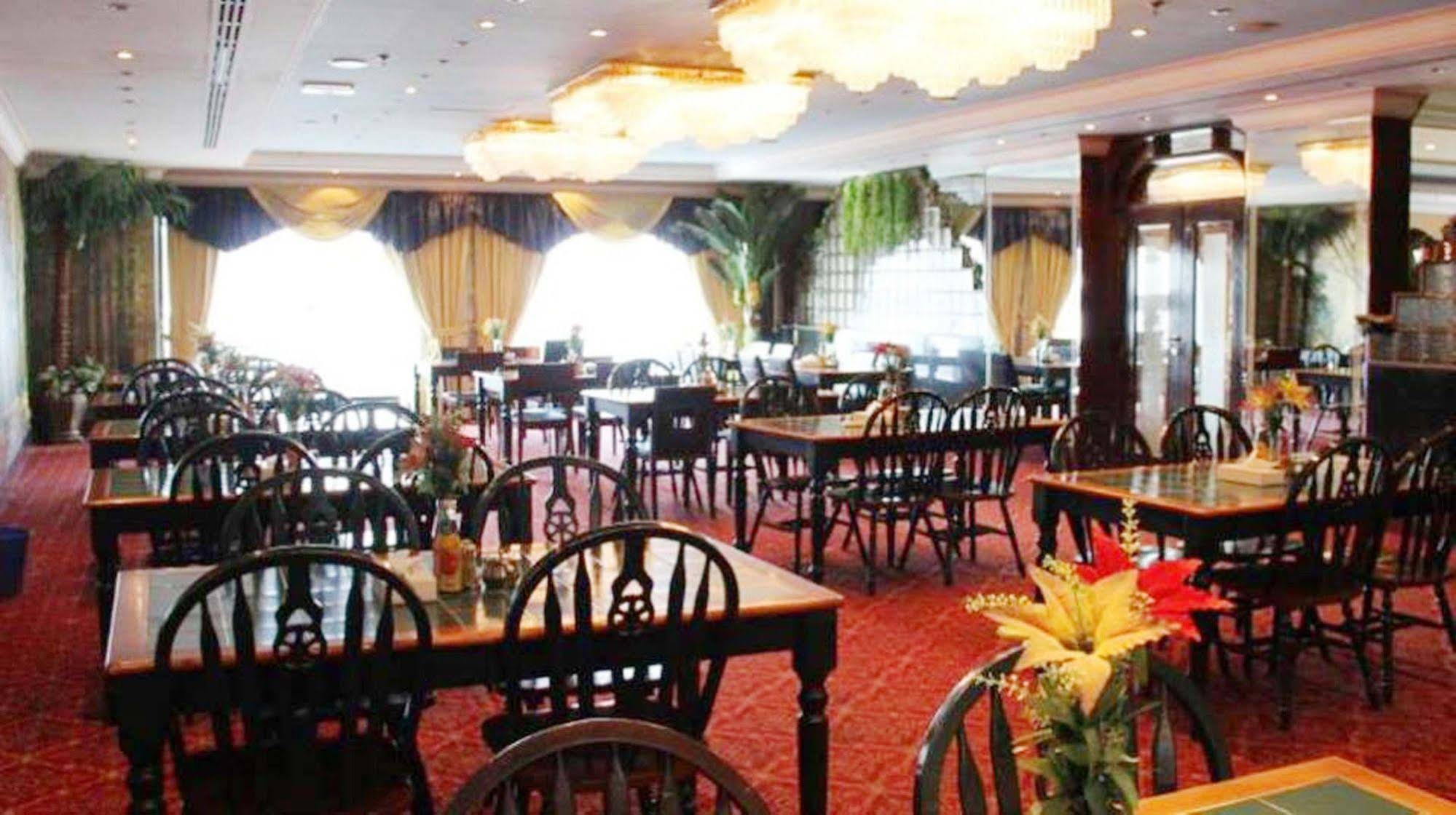 Royal Garden Hotel