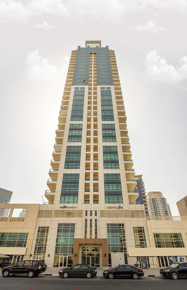 The Royal Oceanic by HiGuests Vacation Homes