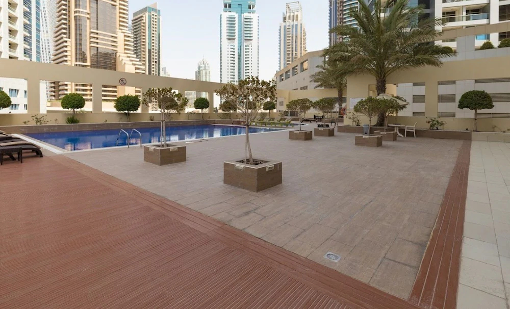 The Royal Oceanic by HiGuests Vacation Homes