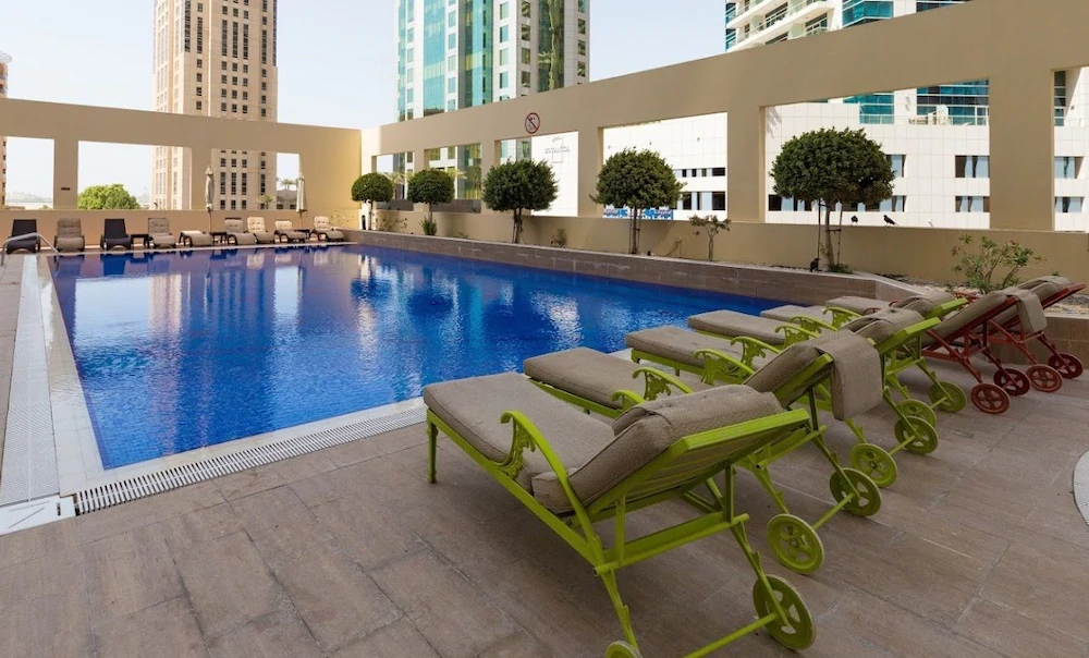 The Royal Oceanic by HiGuests Vacation Homes