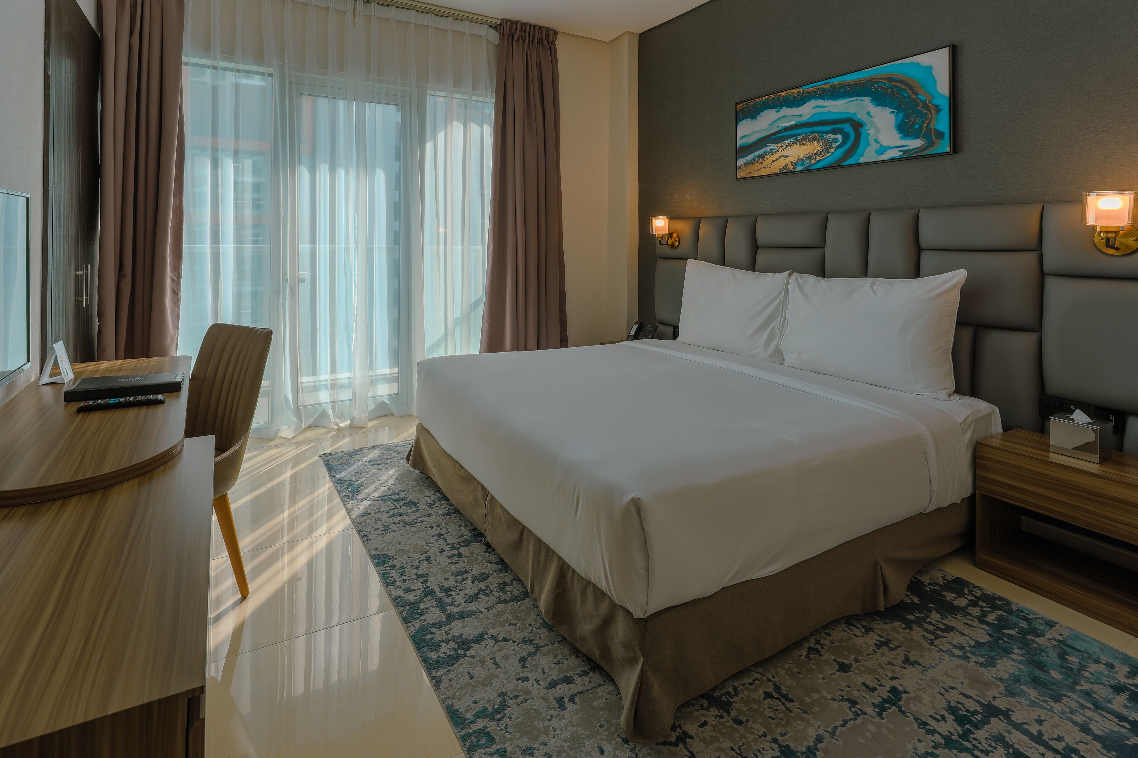 Royal Regency Suites
