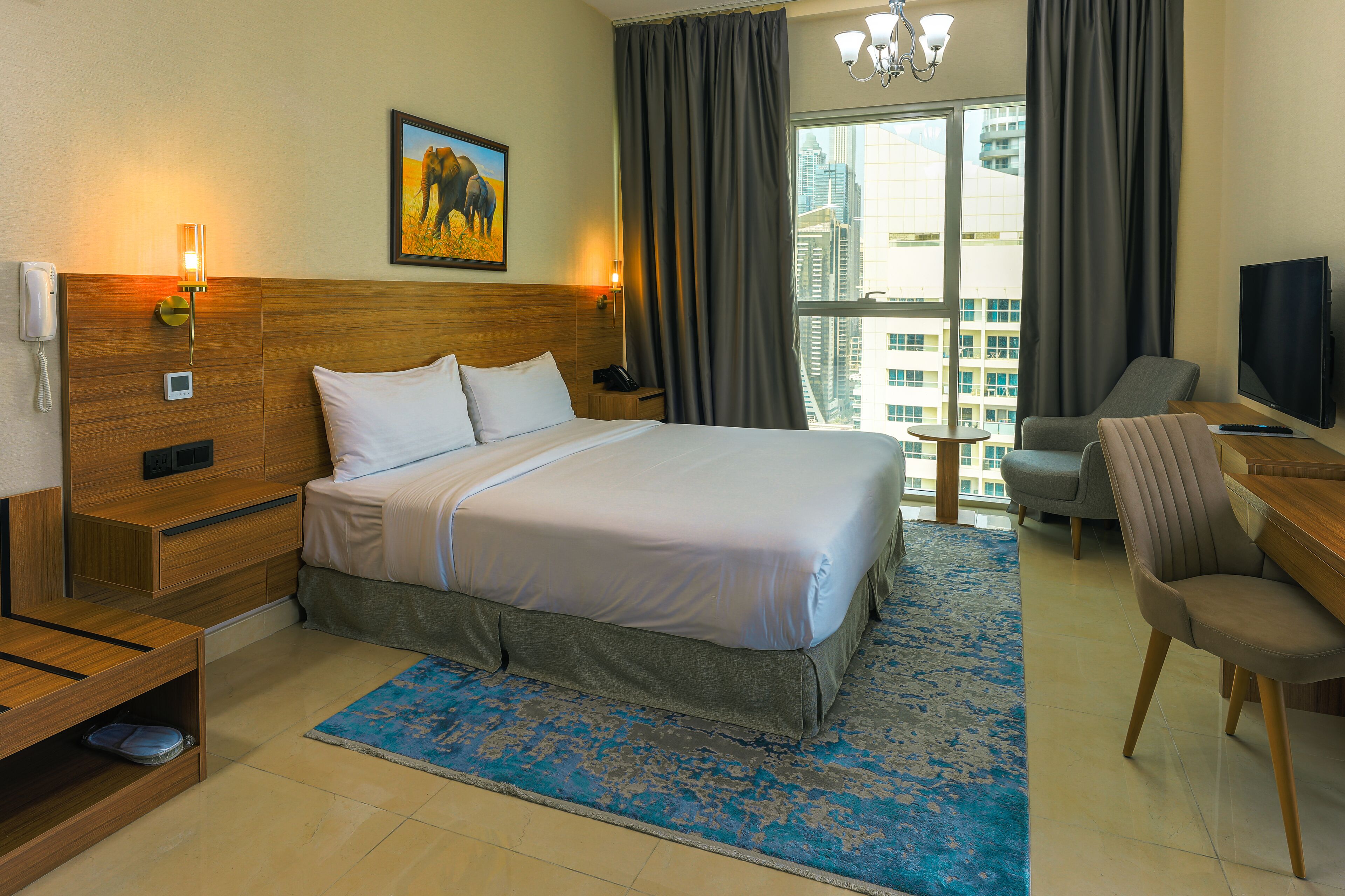 Royal Regency Suites