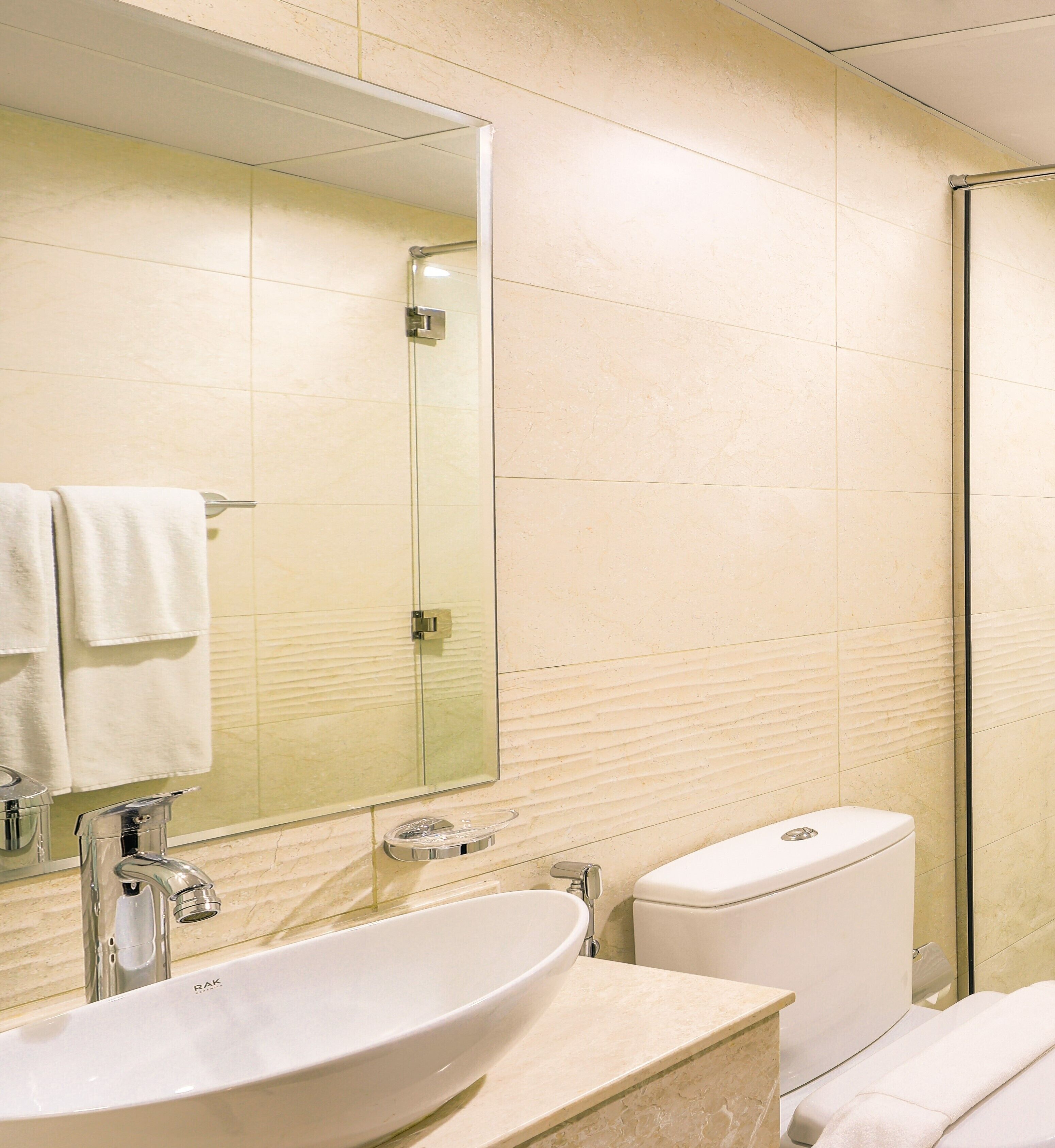 Royal Regency Suites