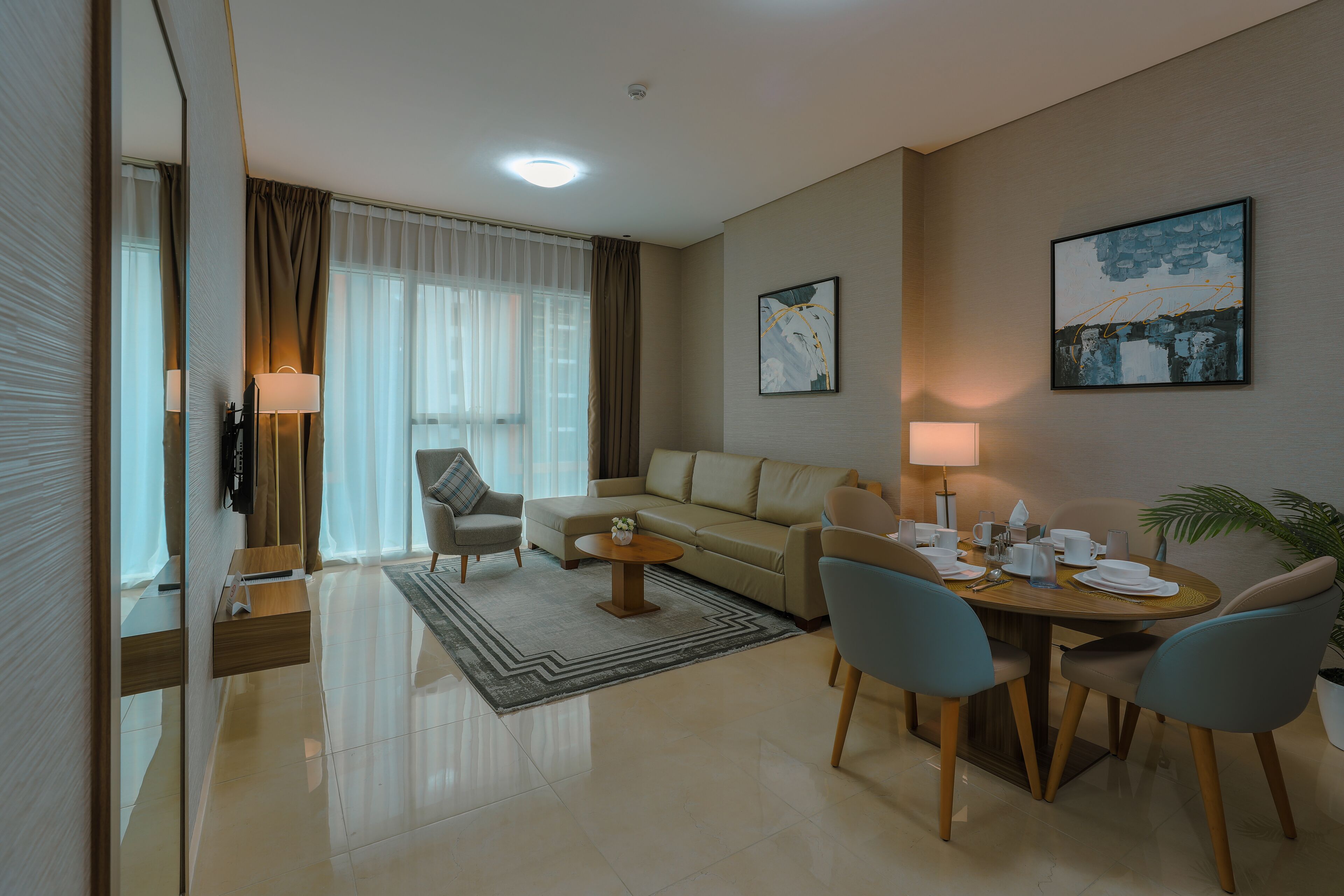 Royal Regency Suites
