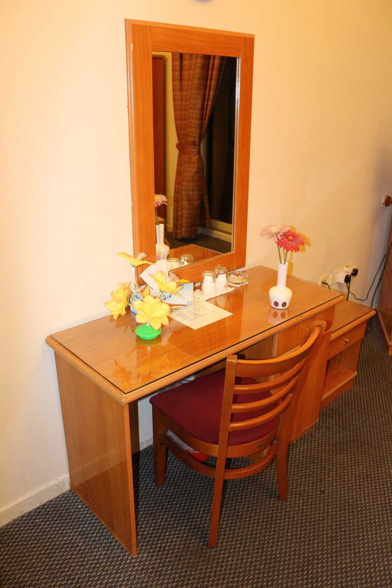 Sahar Hotel