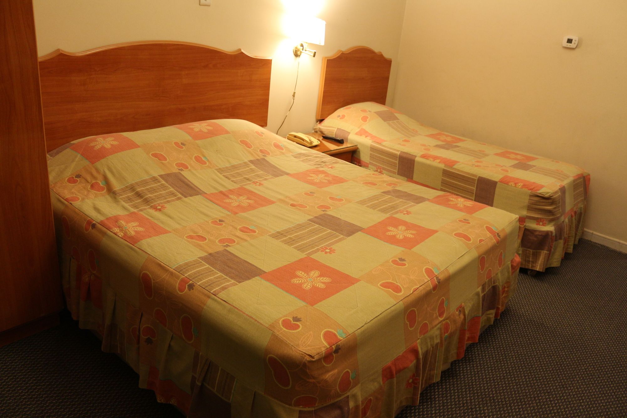 Sahar Hotel