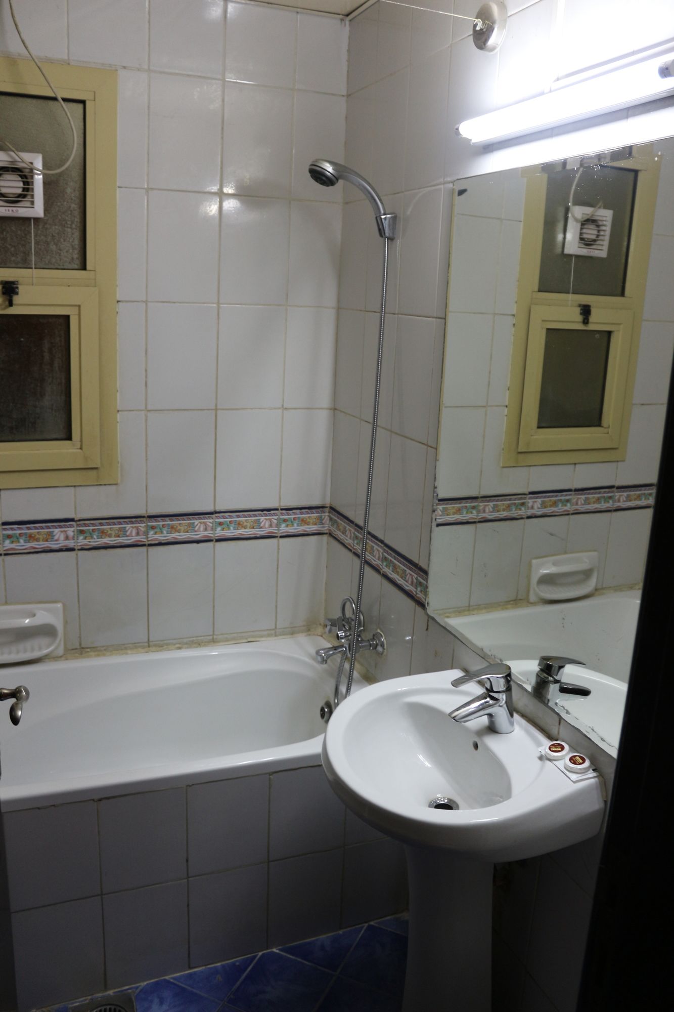 Sahar Hotel