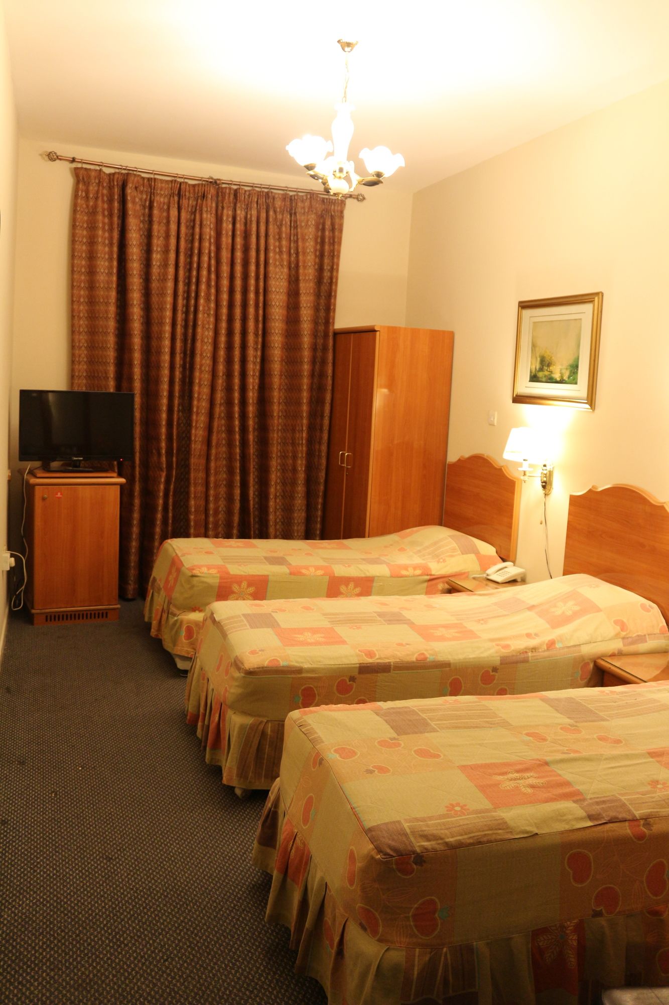 Sahar Hotel
