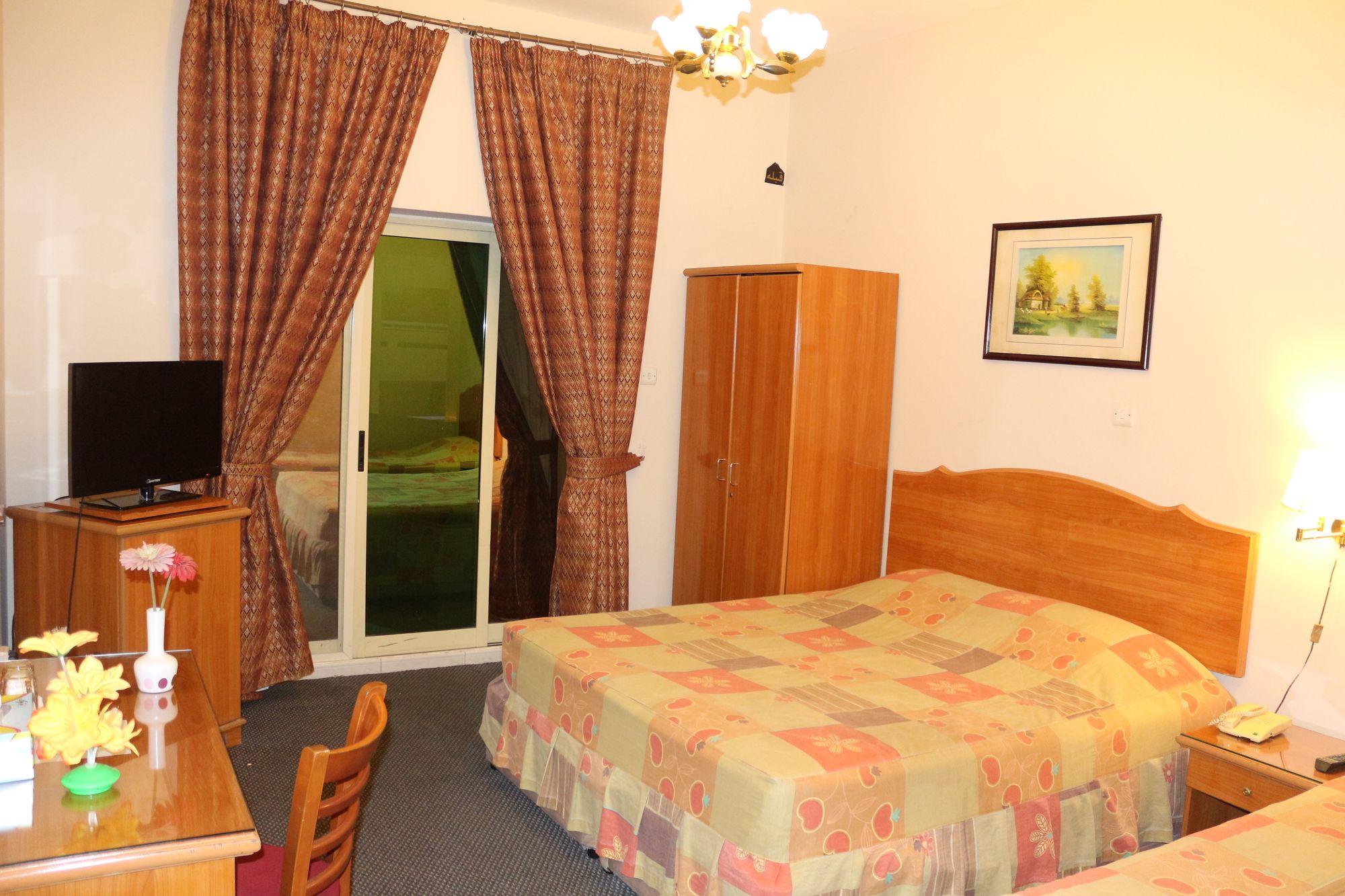 Sahar Hotel
