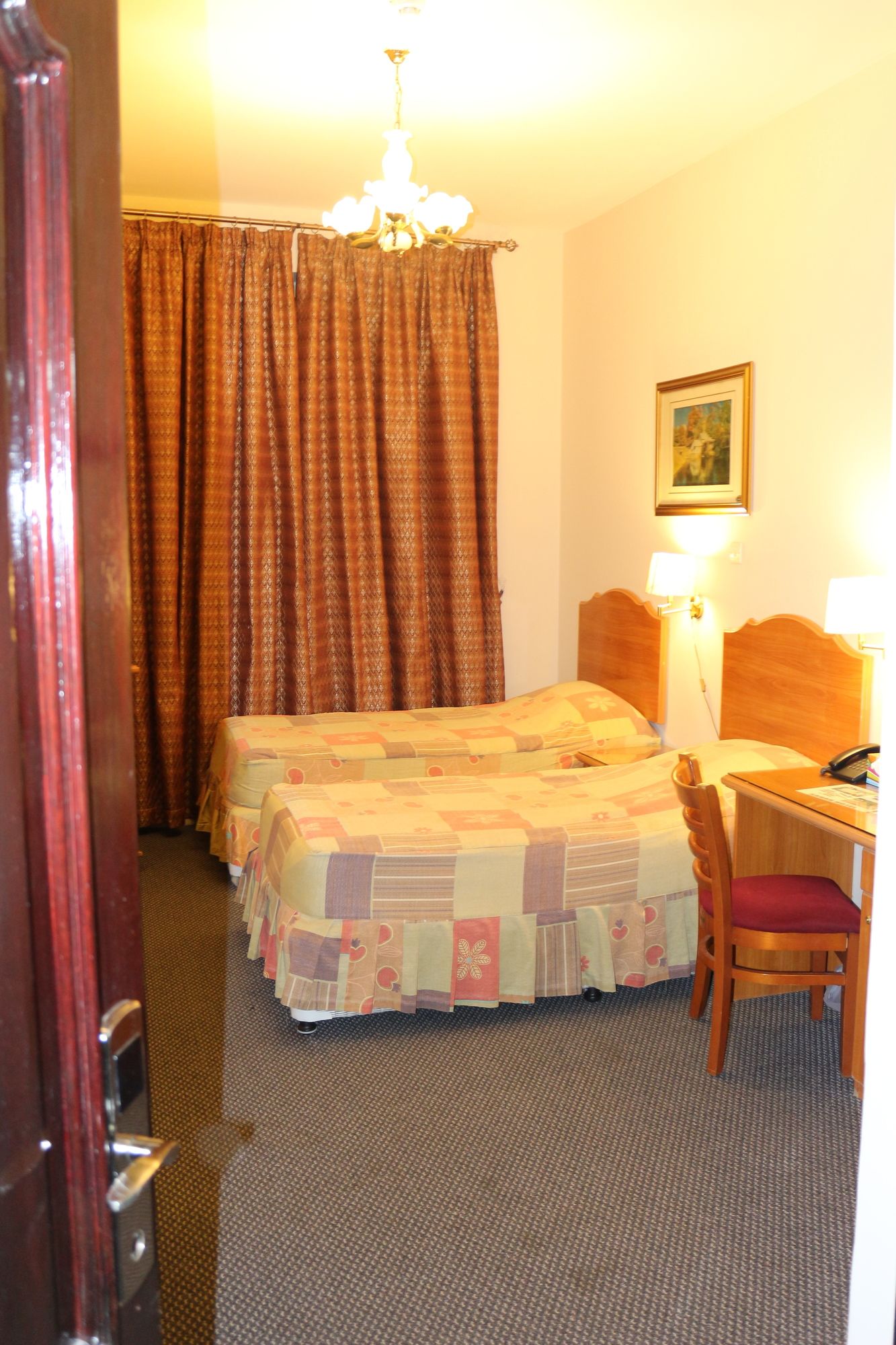 Sahar Hotel