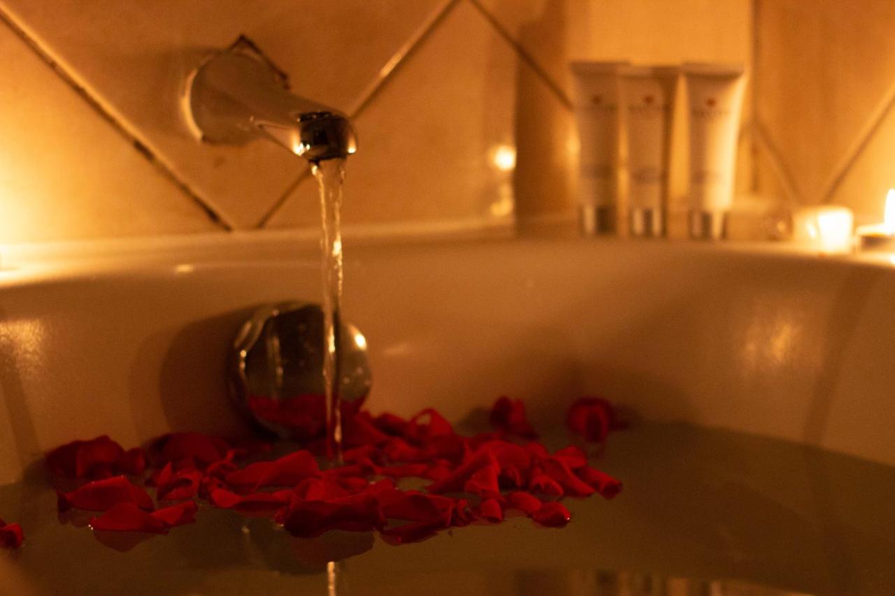 Savoy Crest Hotel Apartments