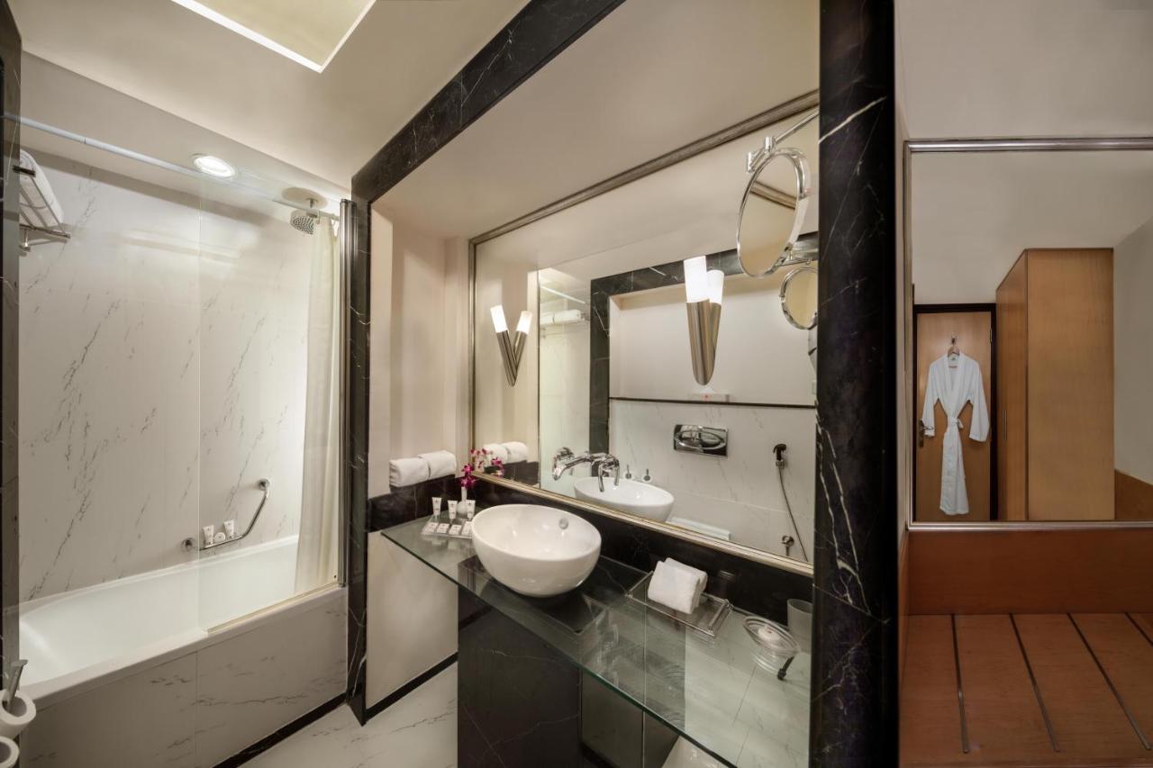 Savoy Suites Hotel Apartments