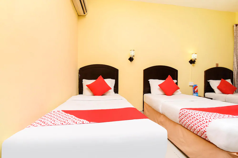 Seattle Hotel by OYO Rooms
