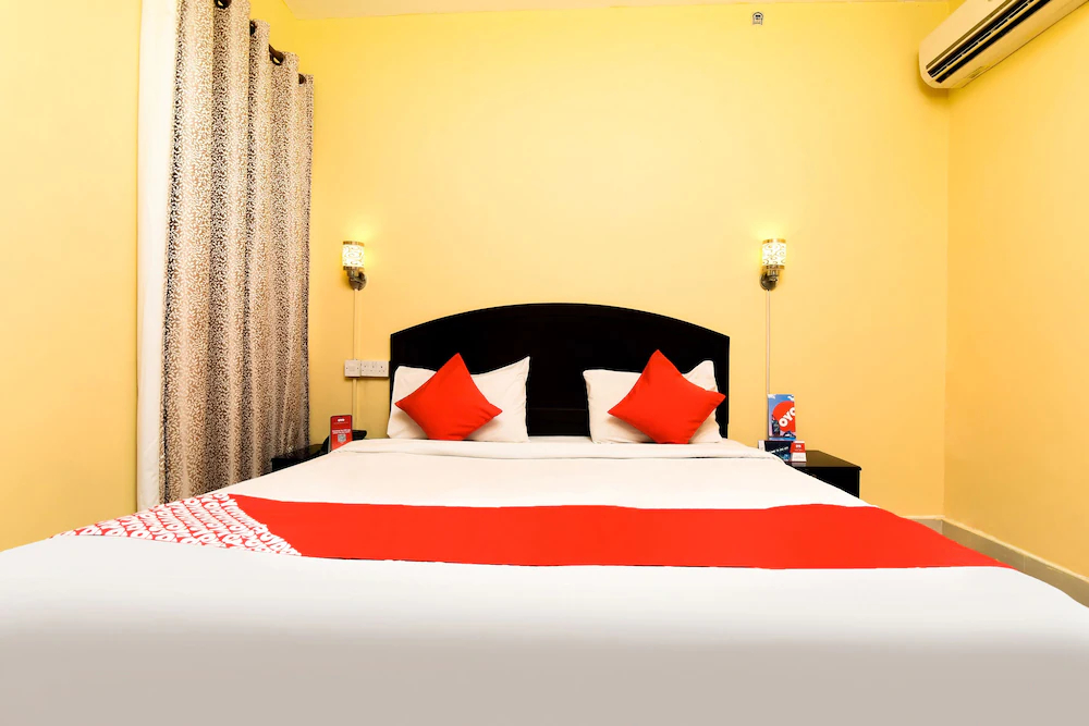 Seattle Hotel by OYO Rooms