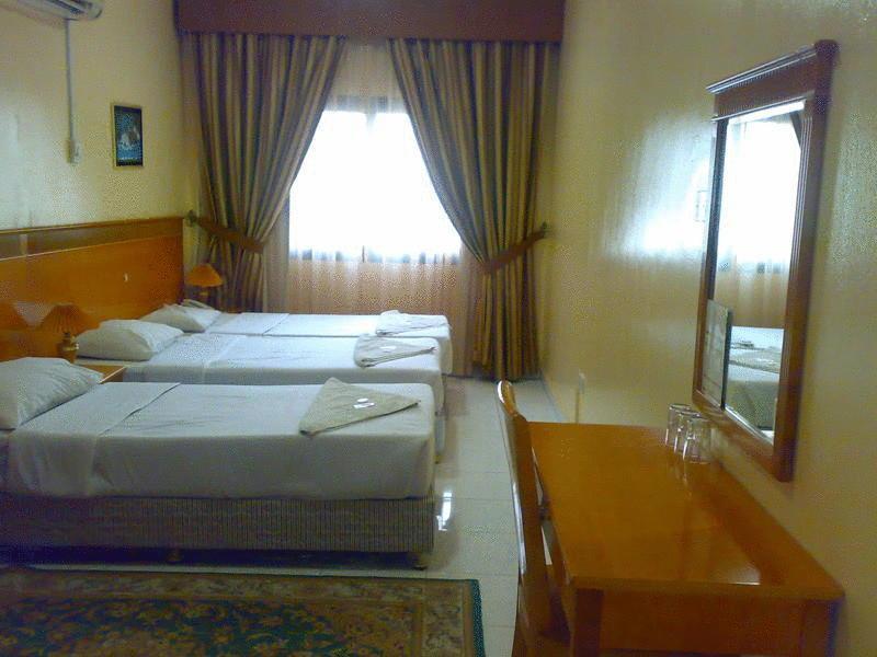 Shalimar Park Hotel