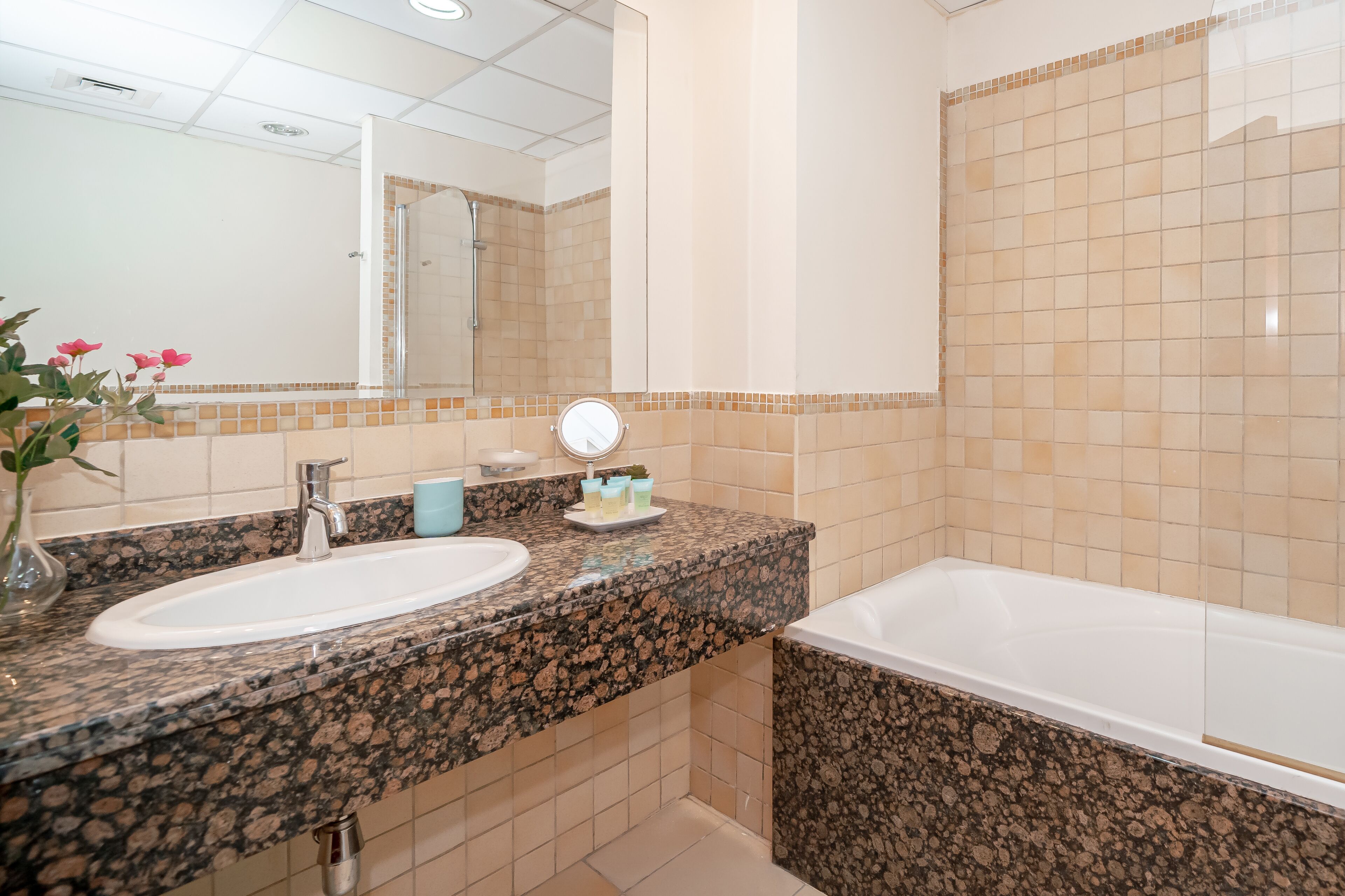 Shams 2 by HiGuests Vacation Homes