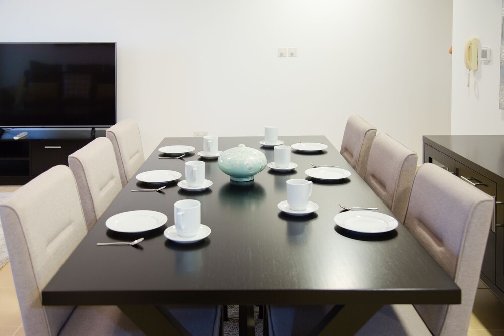 Shams by Hi Guests Vacation Homes