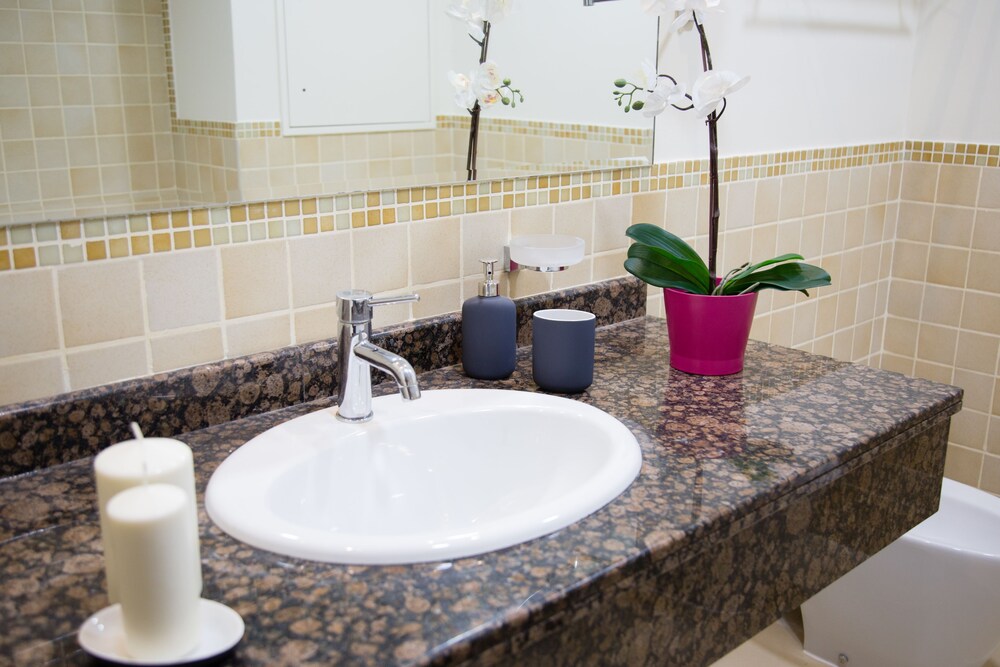 Shams by Hi Guests Vacation Homes