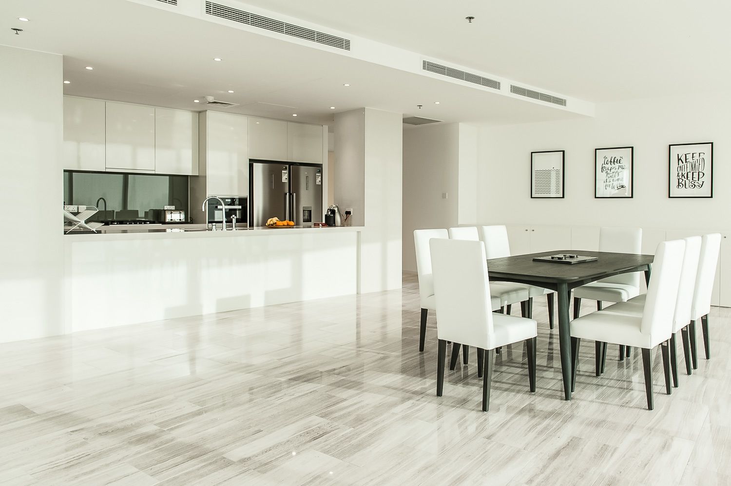 Shh - D1 Tower Apartments