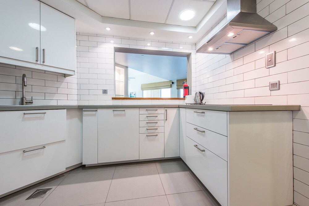 Al Khushkar by Deluxe Holiday Homes