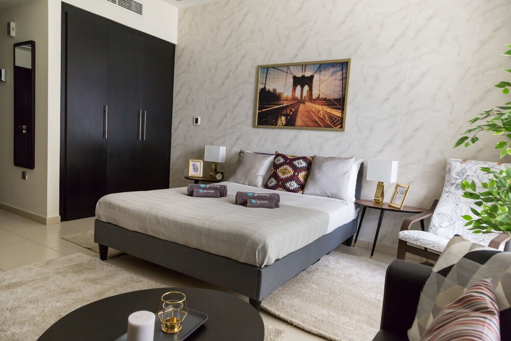Skyview Tower by Higuests Vacation Homes