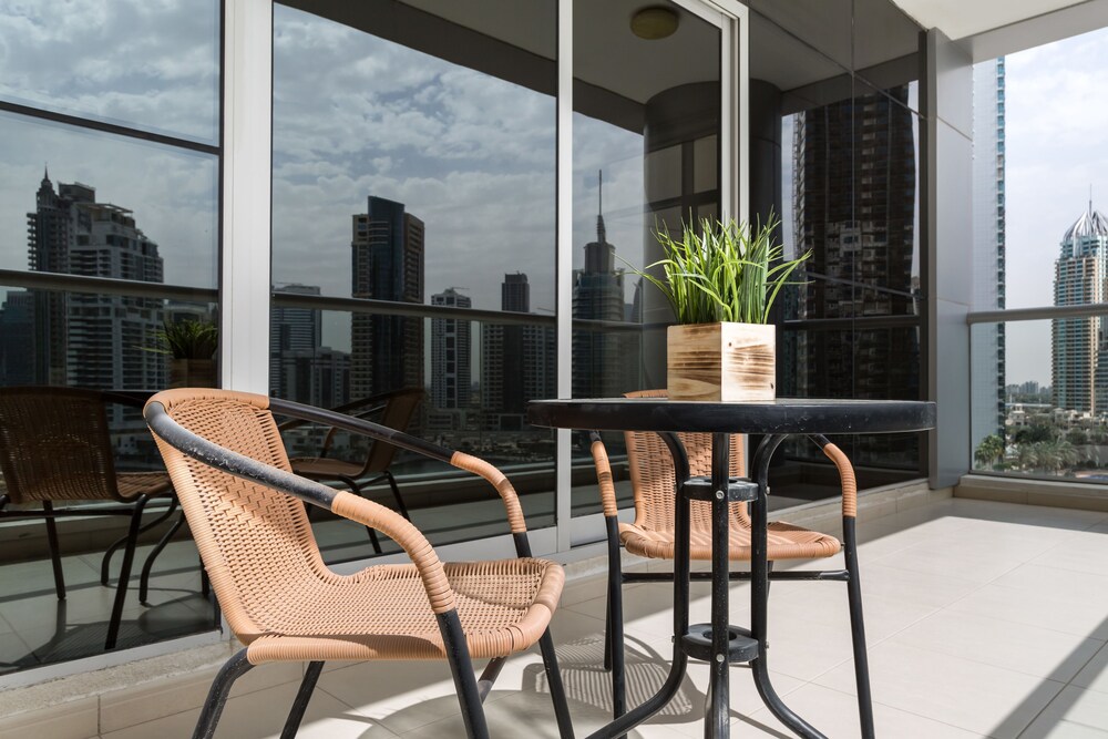 Skyview Tower by Higuests Vacation Homes