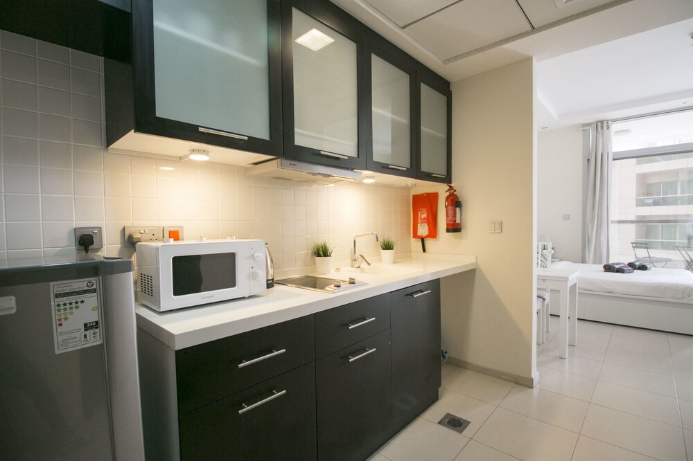 Skyview Tower by Higuests Vacation Homes