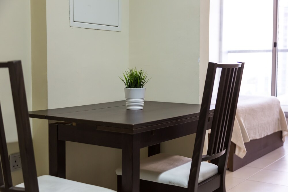 Skyview Tower by Higuests Vacation Homes