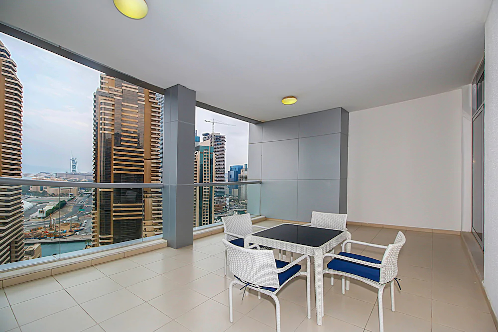Skyview Tower by Raine & Horne