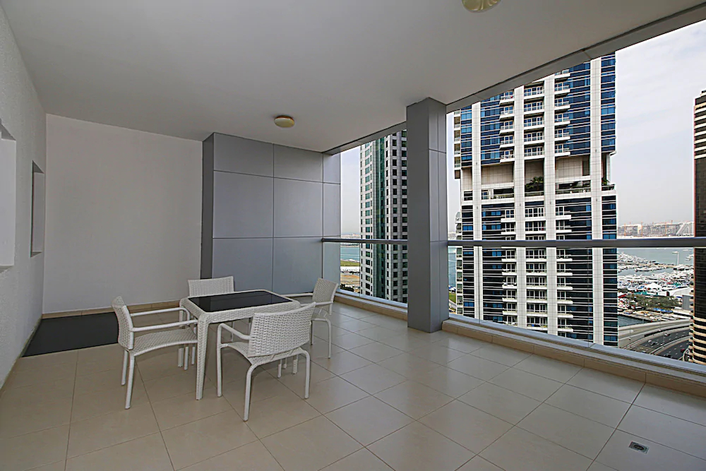 Skyview Tower by Raine & Horne