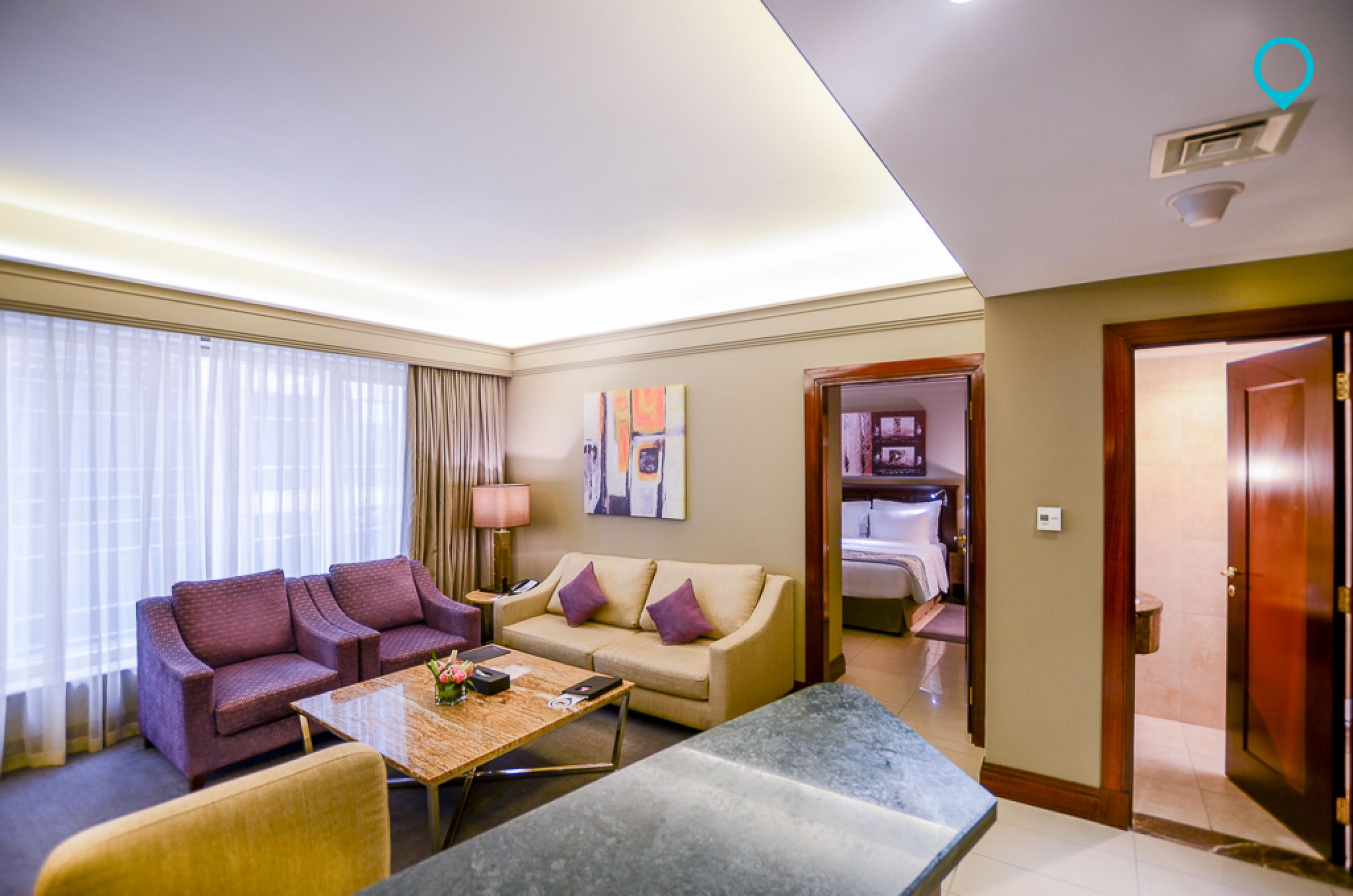 Somewhere Apartment Hotel