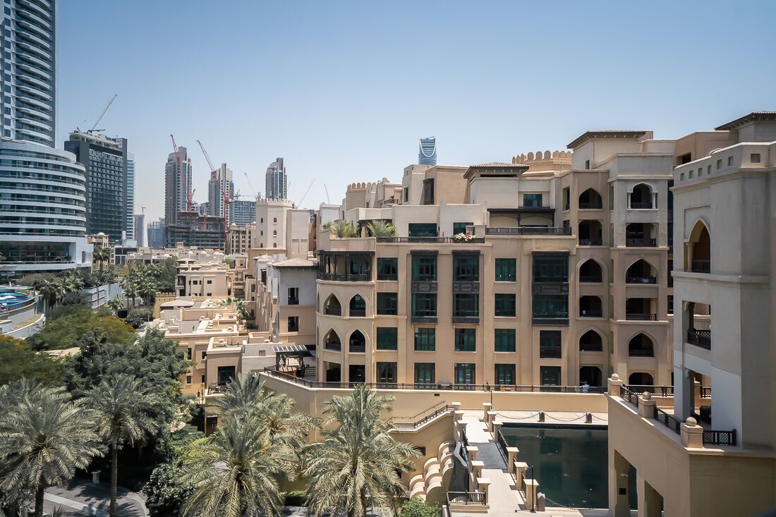 Souk Al Bahar by Higuests